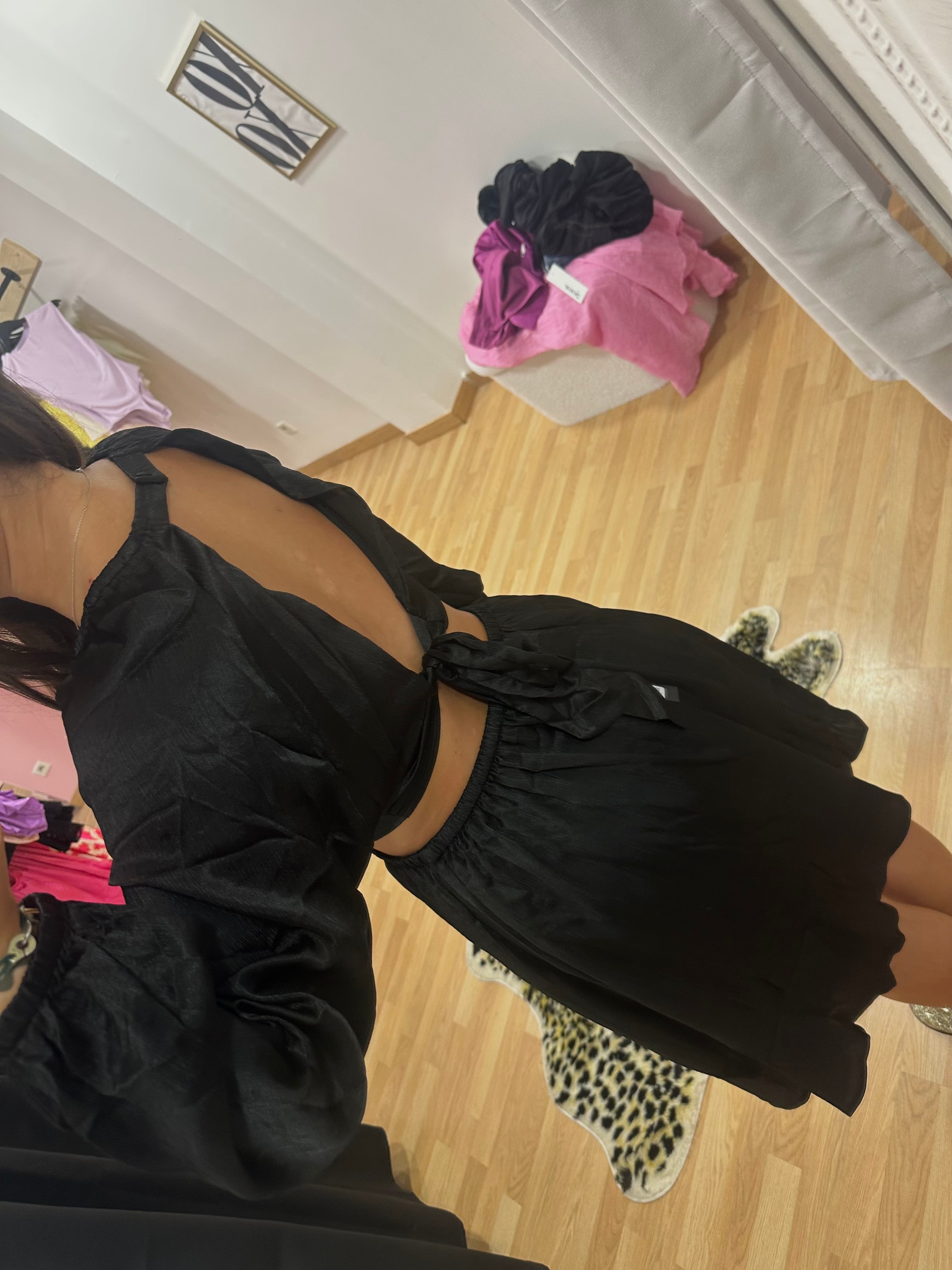 ROBE chic noir